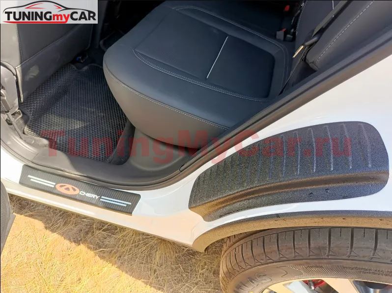 Накладки на внутренние части задних арок со скотчем 3М Chery Tiggo 7 2016-2020/Tiggo 7 Pro 2020-/Tiggo 7 Pro Max 2022-