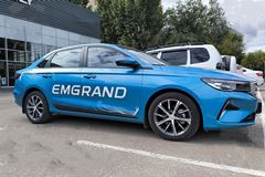 Молдинги на двери Под покраску Со скотчем для Geely Emgrand 2021-