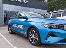 Молдинги на двери Шагрень Со скотчем для Geely Emgrand 2021-
