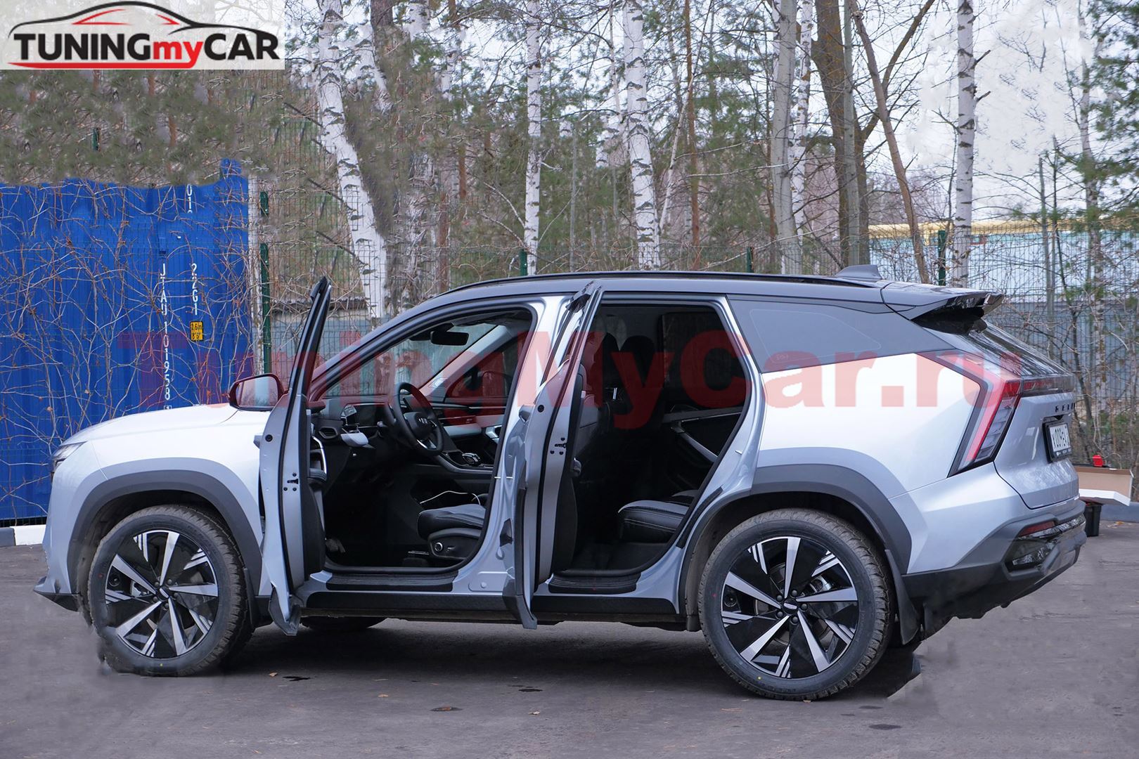 Накладки на внутренние пороги дверей Со скотчем для Geely Atlas 2023-