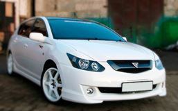 Реснички на фары для Toyota Caldina ZZT241 простая оптика 2002-2004 дорестайлинг