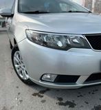 Накладки на передние фары (реснички) Kia Cerato 2008-2013