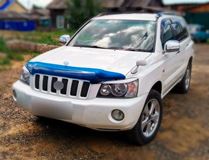 Реснички на фары для Toyota Kluger V ACU20W 2000-2007