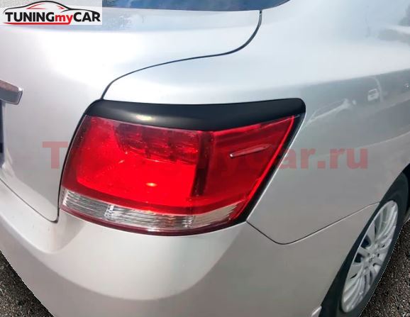 Реснички на задние фонари для Toyota Allion T260 2016-2021