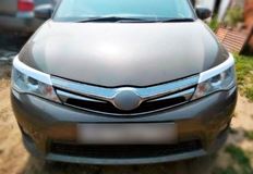 Накладки на передние фары (реснички) Toyota Corolla Fielder, Axio 2012-2015 г.в.