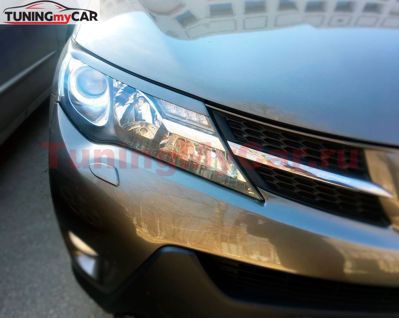 Реснички на фары для Toyota Rav4 2012-2015