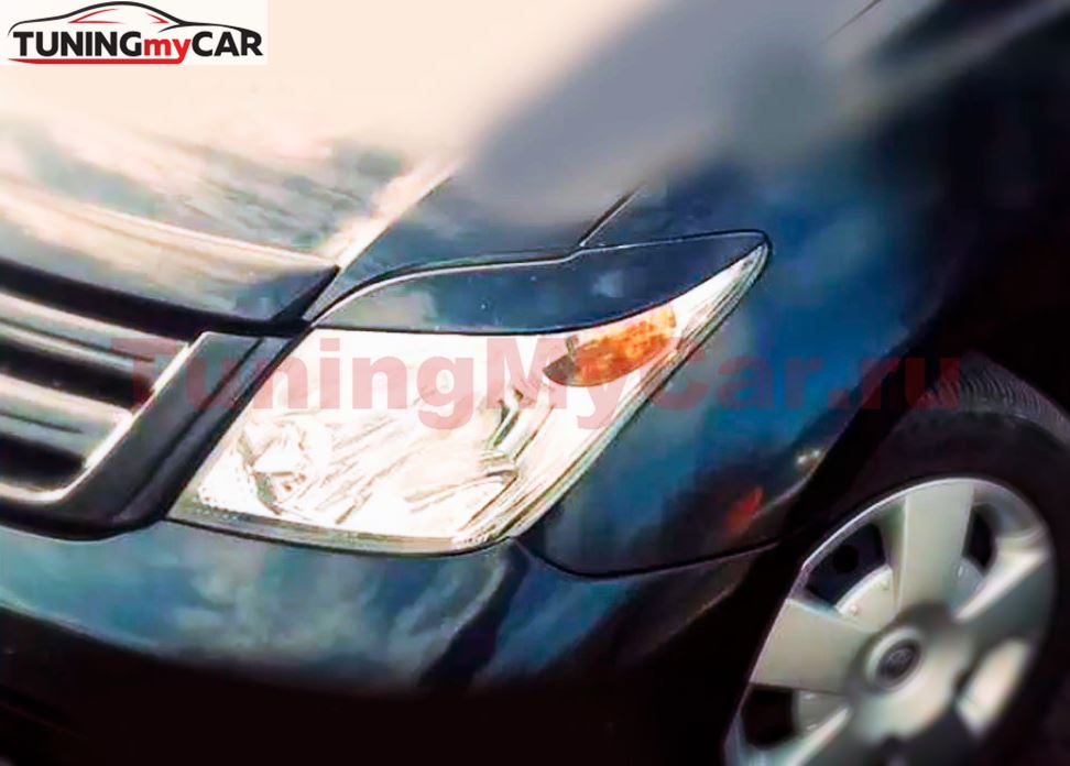Реснички на фары для Toyota Ist NCP60 2002-2007