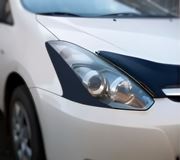 Реснички на фары для Toyota Wish 2005-2009 рестайлинг (боковые накладки)