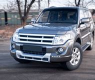 Реснички на фары для Mitsubishi Pajero 4 2006-2015