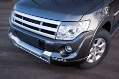 Реснички на фары для Mitsubishi Pajero 4 2006-2015