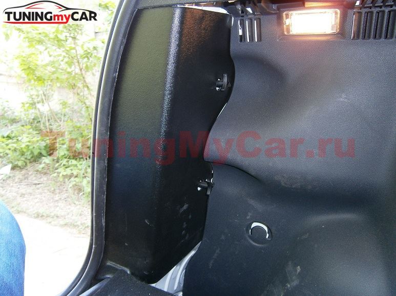 Накладки на боковые стенки в багажное отделение для Renault Duster и Nissan Terrano