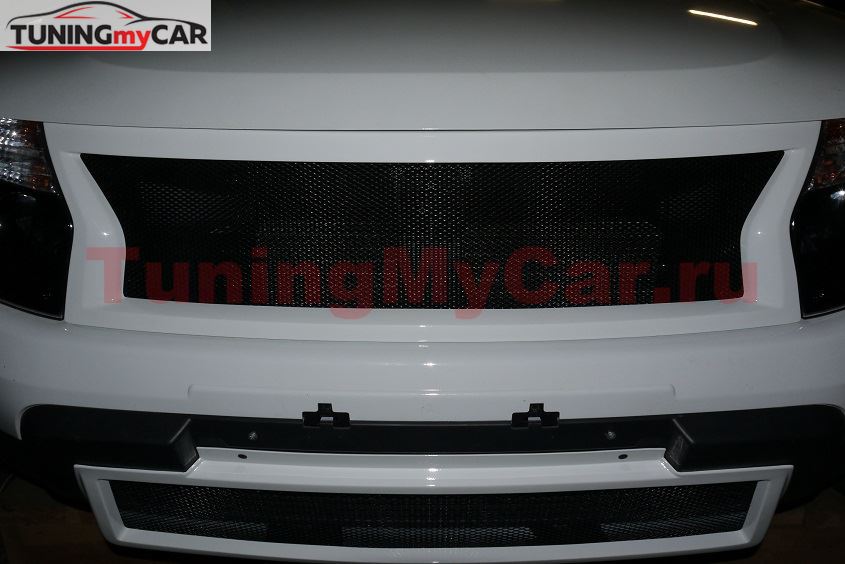 Решетка радиатора Sport для Renault Duster