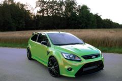 Жабры на капот в стиле Ford Focus RS