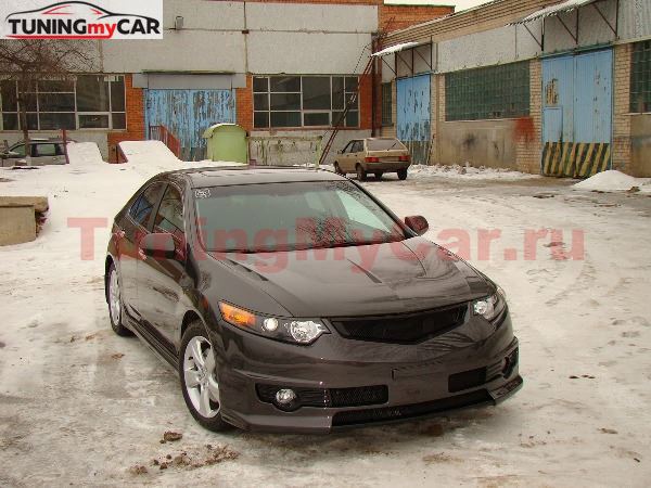 Капот пластиковый "Agressive Air " для Honda Accord VIII/Acura TSX (CU2) 2008-2012 Var №3 (с прорезанным центральным и боковыми воздуховодами)