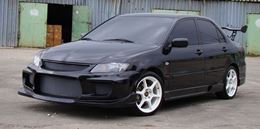 Пороги для Mitsubishi Lancer IX в стиле INGS Extreem
