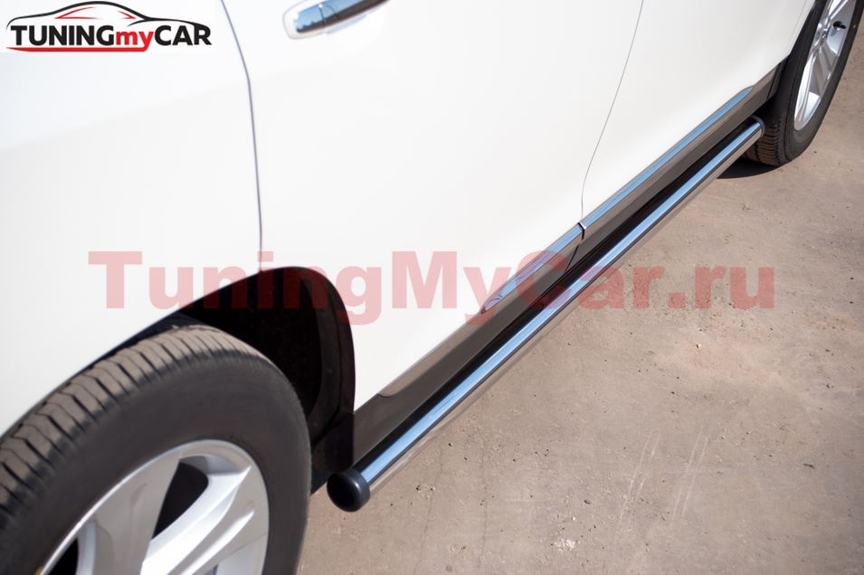 Пороги труба D63 (вариант 2) для Toyota Highlander 2010-2013