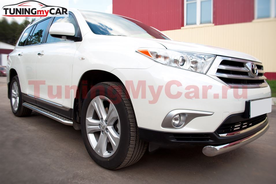 Пороги труба D42 с листом для Toyota Highlander 2010-2013
