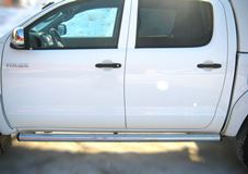 Пороги труба D76 (вариант 2) для Toyota Hilux 2009-2014