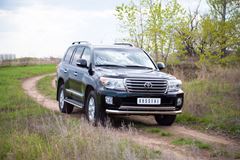 Защита переднего бампера 76/75х42 для Toyota Land Cruiser 200 2012-2015