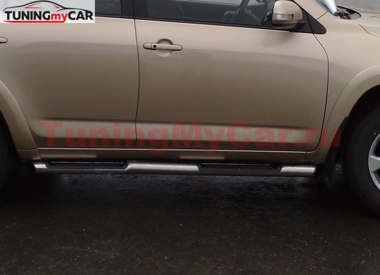 Пороги труба D76 с накладками (вариант 1) для Toyota Rav4 2009 (длинная база)