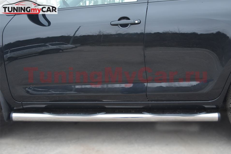 Пороги труба D76 с накладками (вариант 2) для Toyota Rav4 2010-2012