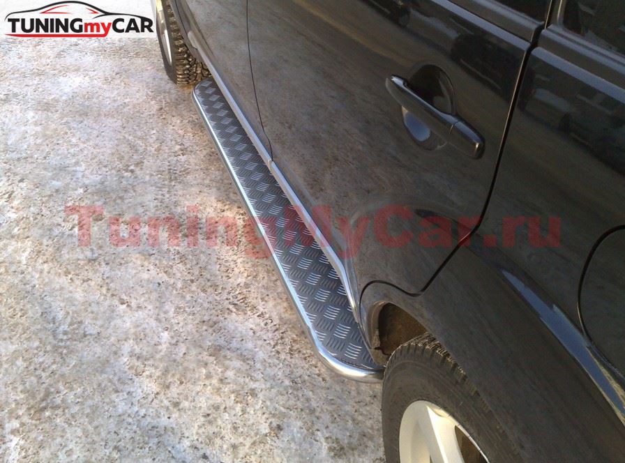 Пороги труба D42 с листом для Toyota Rav4 2010-2012
