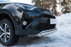 Защита переднего бампера D75х42 (дуга) для Toyota Rav4 2015-