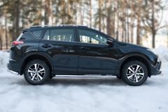 Пороги труба D63 (вариант 1) для Toyota Rav4 2015-