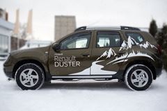 Пороги труба D76 с накладкой (вариант 2) для Renault Duster 2015-2020