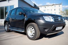 Защита переднего бампера D75х42 овал для Renault Duster 4x2 2011-