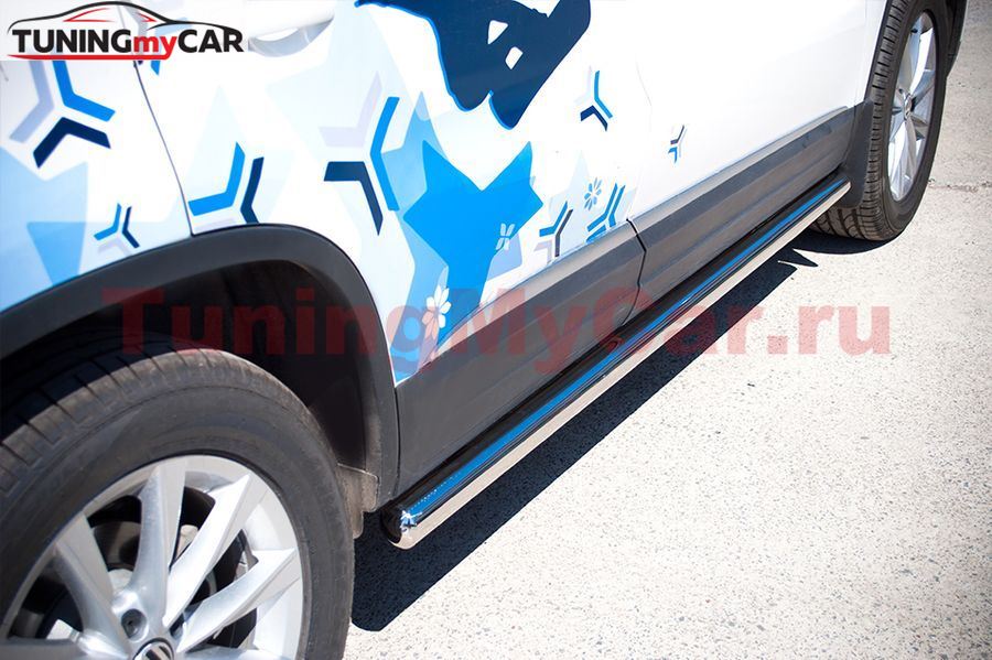 Пороги труба D63 (вариант 3) для Volkswagen Tiguan Sport & Style (Trend & Fun) 2011-