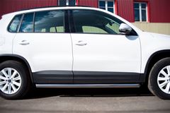 Пороги труба D63 (вариант 1) для Volkswagen Tiguan Track & Field (Track & Style) 2011-
