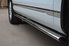 Защита порогов 75х42 с проступью для Volkswagen Touareg 2010-2013