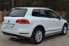 Защита порогов 120х60 с проступью для Volkswagen Touareg 2010-2013