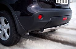Защита заднего бампера D75х42 овал (дуга) для Nissan Qashqai 2010-2013
