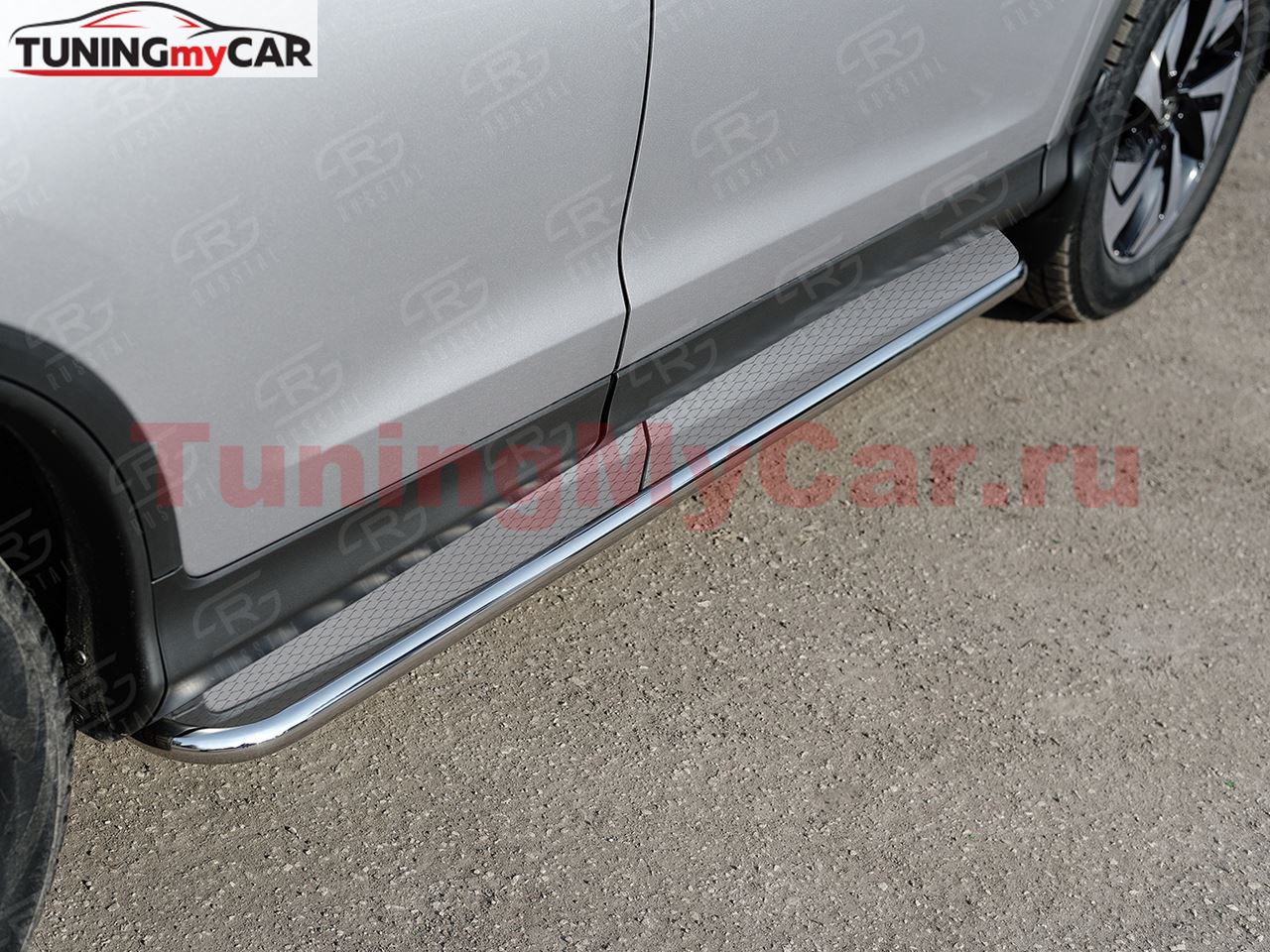 Пороги труба D42 С листом (Лист нерж, проф. нерж)(Вариант3) для Honda CR-V 2015