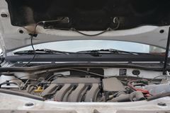 Накладка в проем стеклоочистителей (жабо) МАТОВОЕ для Renault Duster