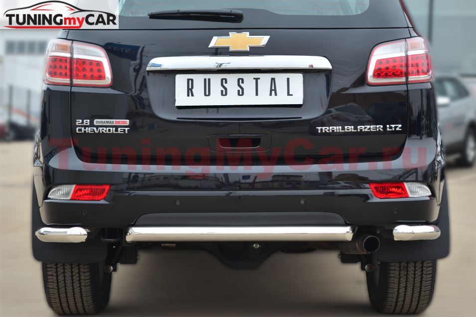 Защита заднего бампера уголки D63 (секции) для Chevrolet Trailblazer 2012-