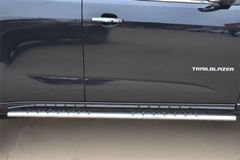 Пороги труба 75х42 овал с проступью для Chevrolet Trailblazer 2012-