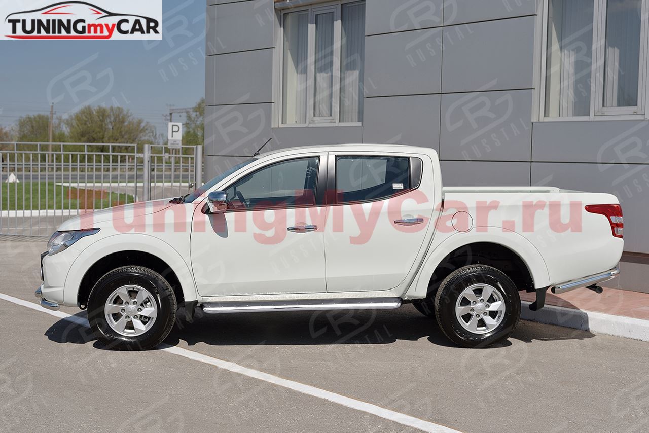Пороги труба D63 с листом (Лист нерж, проф. нерж)(вариант 3) для Mitsubishi L200 2015-