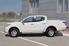 Пороги труба D63 с листом (Лист нерж, проф. нерж)(вариант 3) для Mitsubishi L200 2015-