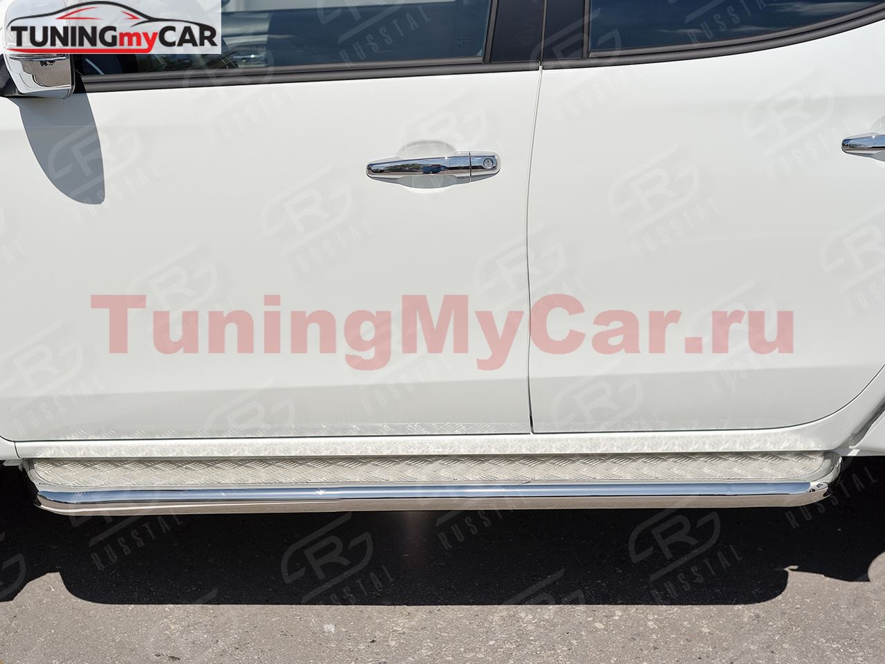 Пороги труба D63 с листом (Лист алюм, проф.сталь)(вариант 2) для Mitsubishi L200 2015-