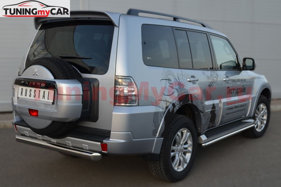Защита заднего бампера D63 (дуга) для Mitsubishi Pajero 4 2012-2013