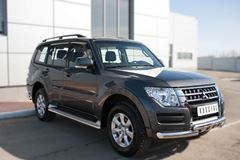 Защита порогов D42 для Mitsubishi Pajero 4 2014-