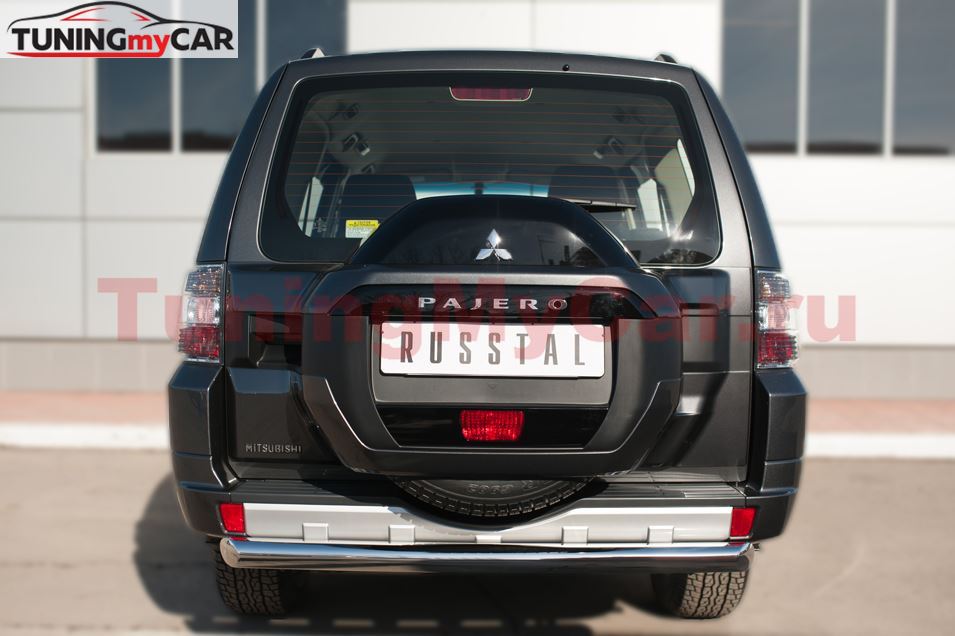 Защита заднего бампера D76 (дуга) для Mitsubishi Pajero 4 2014-
