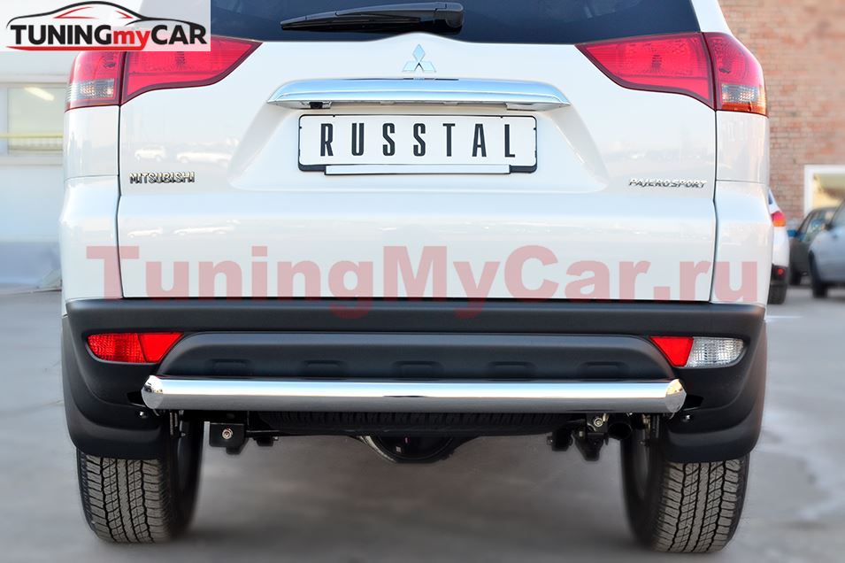 Защита заднего бампера D76 (дуга) для Mitsubishi Pajero Sport 2013-2015