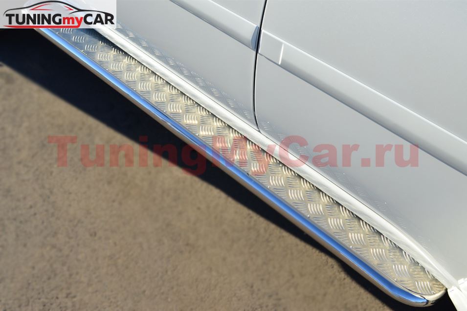 Пороги труба D42 с листом для Mitsubishi Pajero Sport 2013-2015