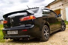 Козырек 9 зубьев EVO-style Mitsubishi Lancer 10
