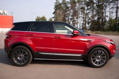 Пороги труба 75х42 овал с проступью для Land Rover Range Rover Evoque Prestige u Pure 2011-