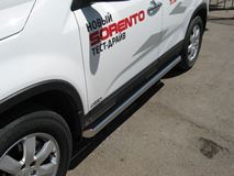 Пороги труба D76 (вариант 1) для Kia Sorento 2009-2011